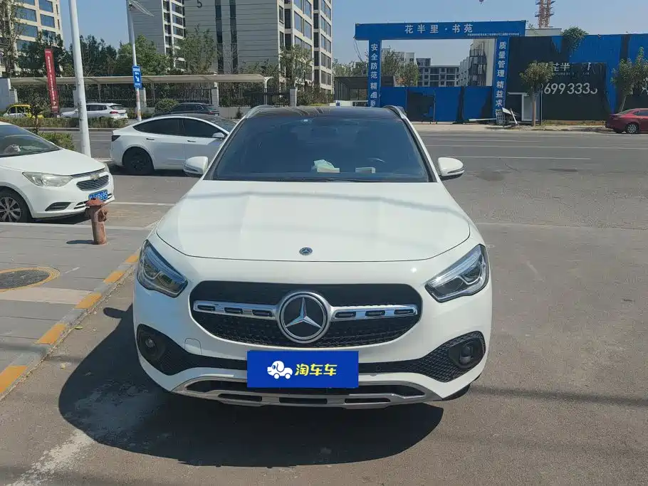 Mercedes-Benz GLA — миниатюра 2