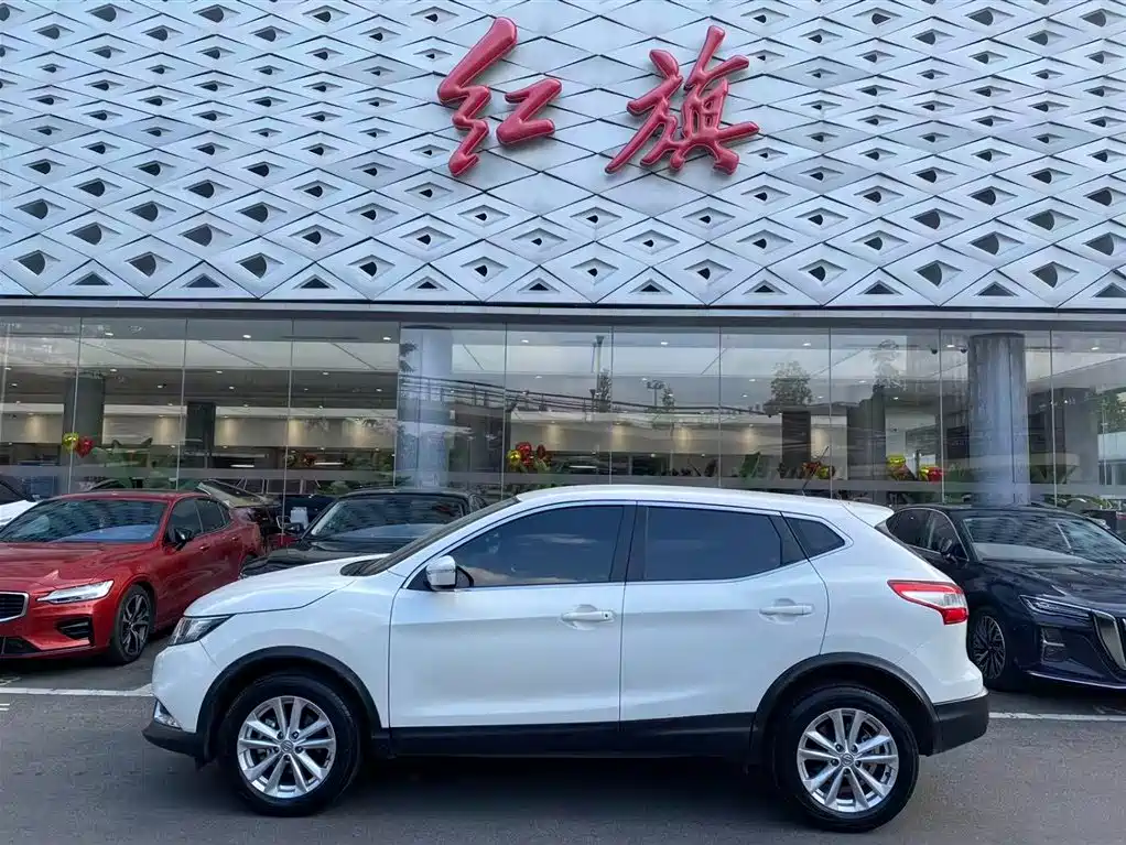 Nissan Qashqai 2016 2.0L CVT Elite