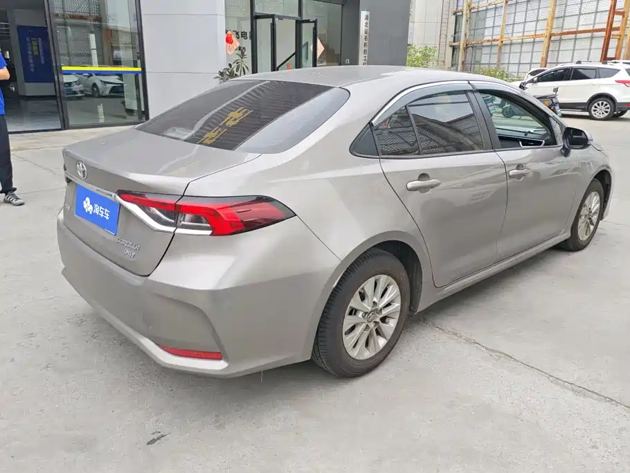 Toyota Corolla — миниатюра 3