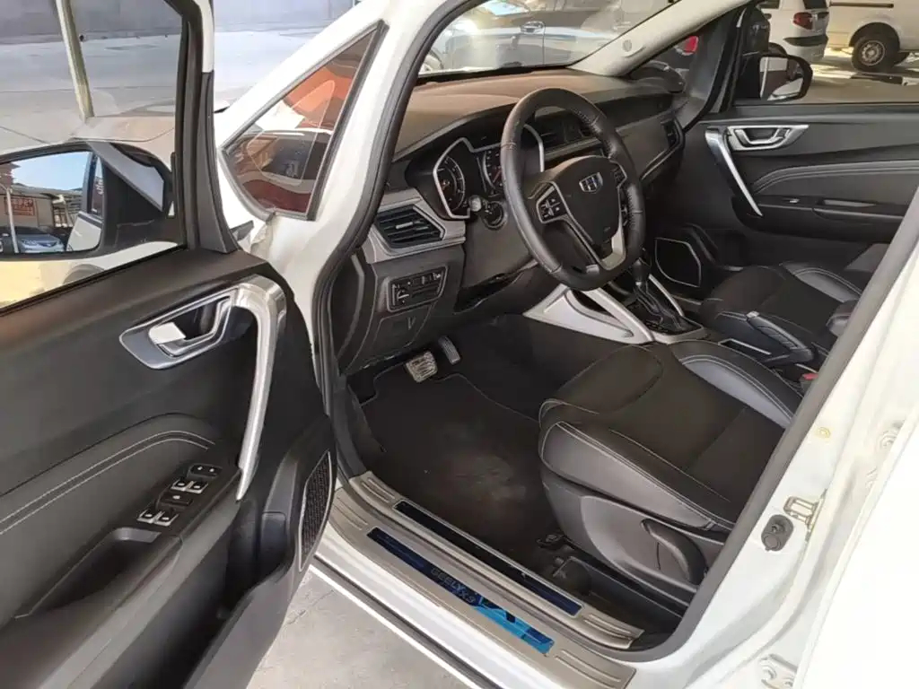 Geely Vision X3 — миниатюра 16