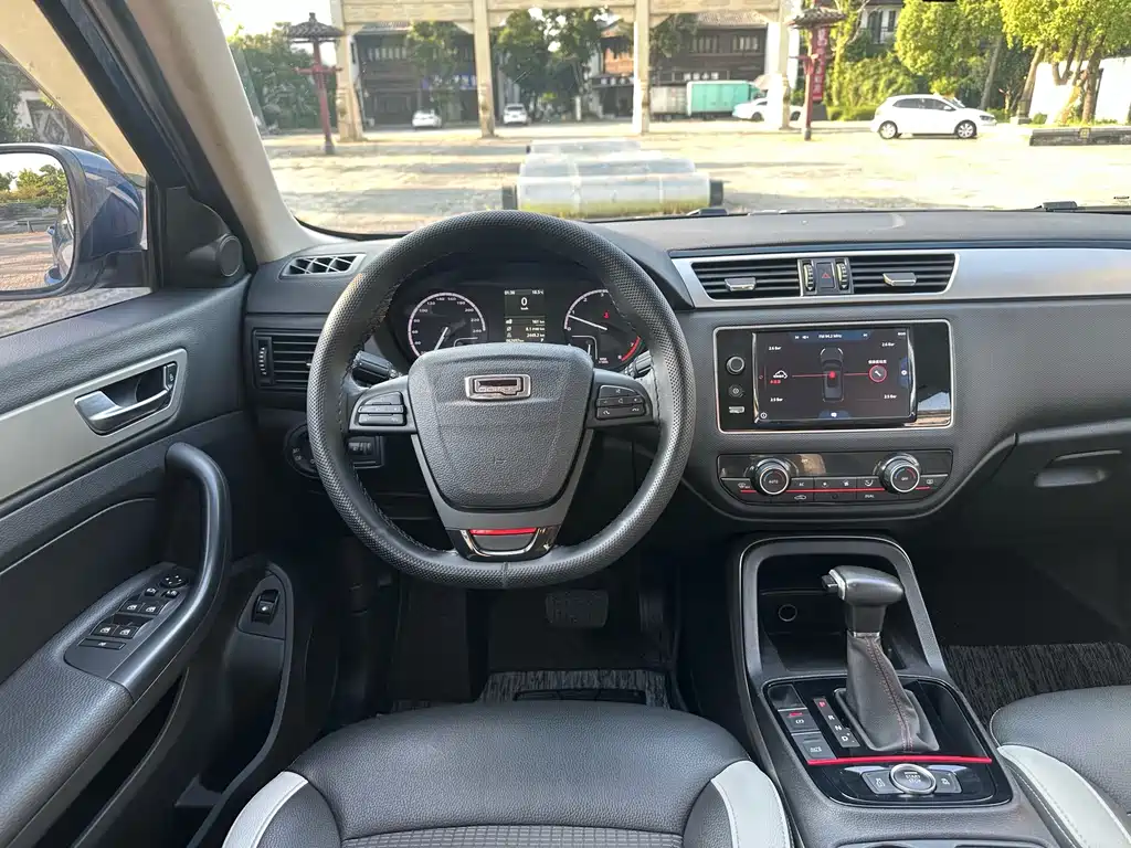 Qoros Qoros 5 — миниатюра 12