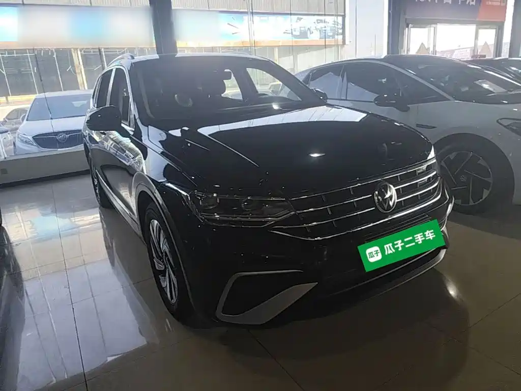 Volkswagen Tiguan L — миниатюра 4