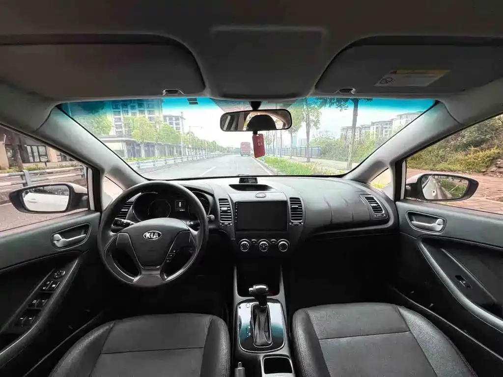 Kia K3 — миниатюра 9