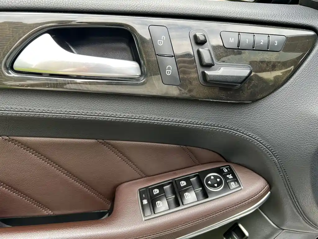 Mercedes-Benz GL-Class AMG — миниатюра 7