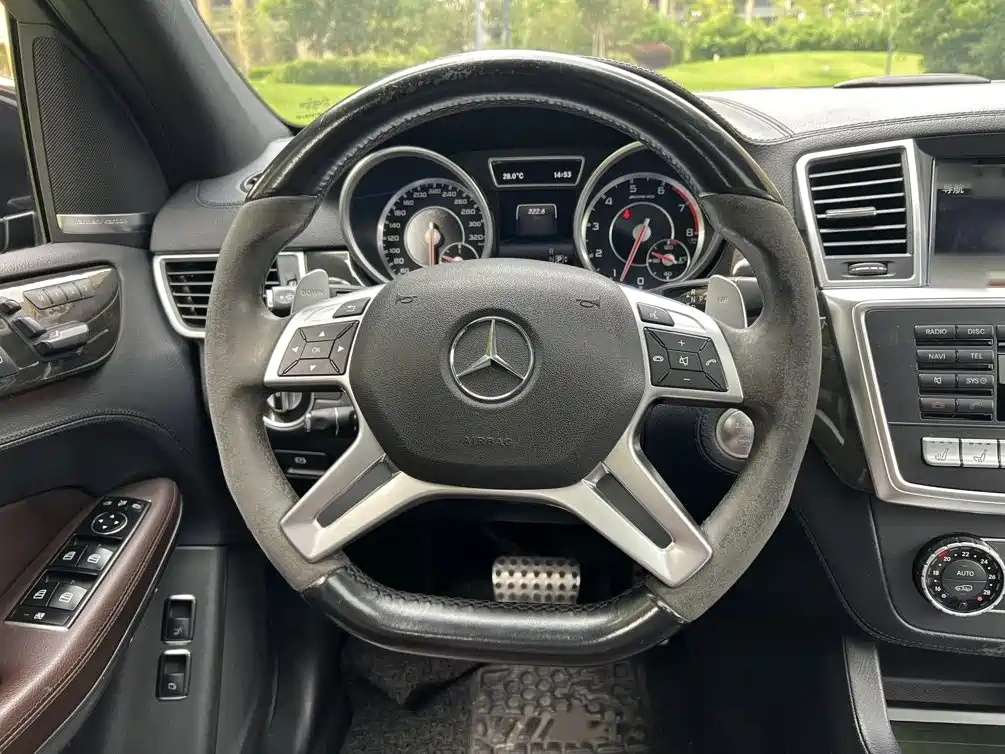 Mercedes-Benz GL-Class AMG — миниатюра 17