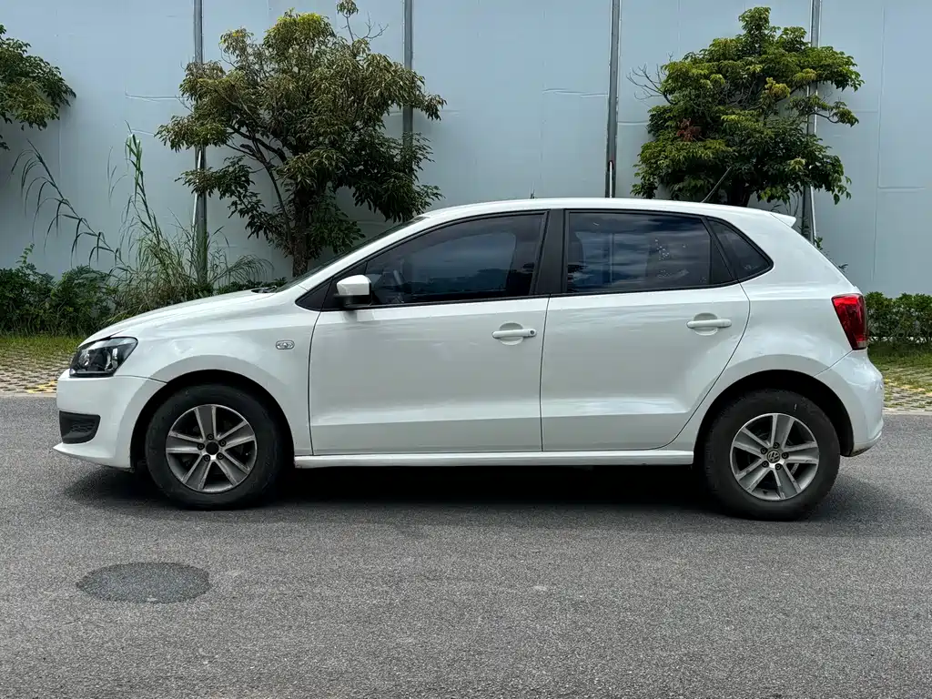 Volkswagen Polo — миниатюра 4