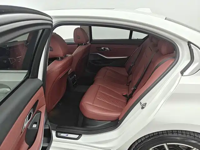 BMW 3 Series — миниатюра 7
