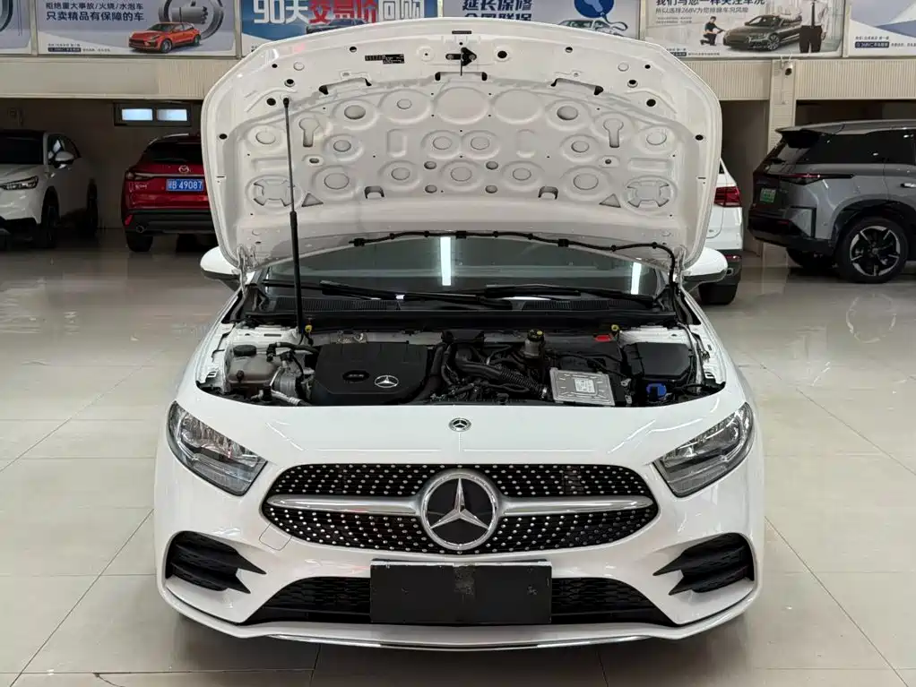 Mercedes-Benz A-Class — миниатюра 7
