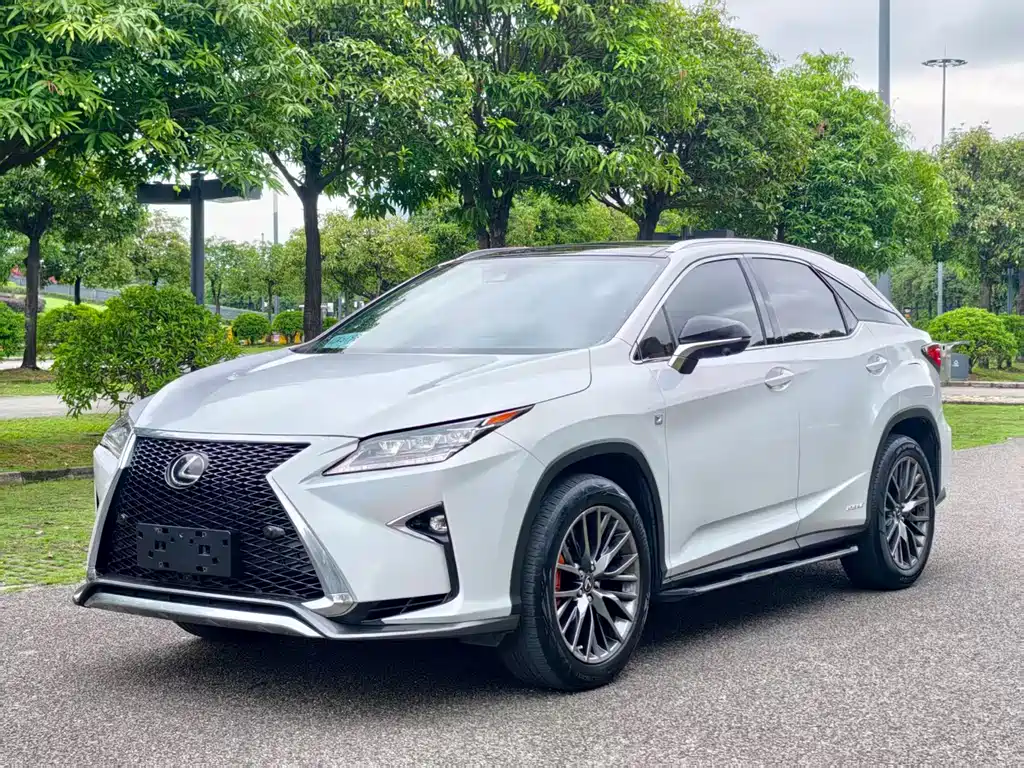 Купить Lexus RX