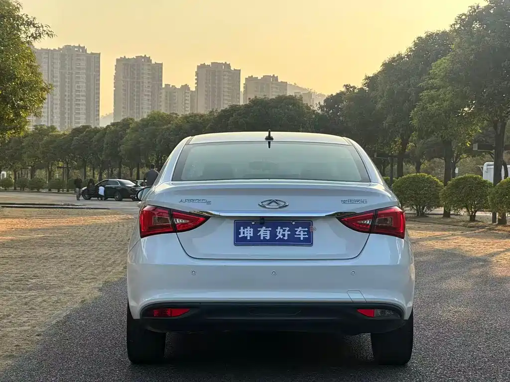CHERY ARRIZO 5