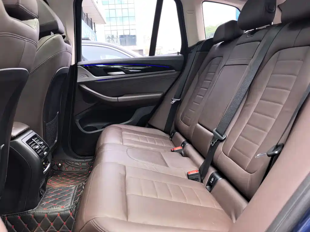 BMW X3 — миниатюра 10