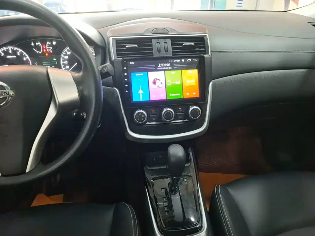 Nissan Tiida — миниатюра 13