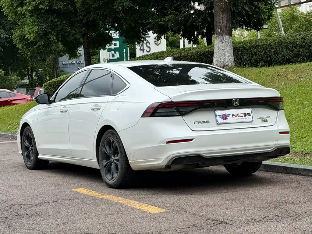 Honda Accord — миниатюра 4