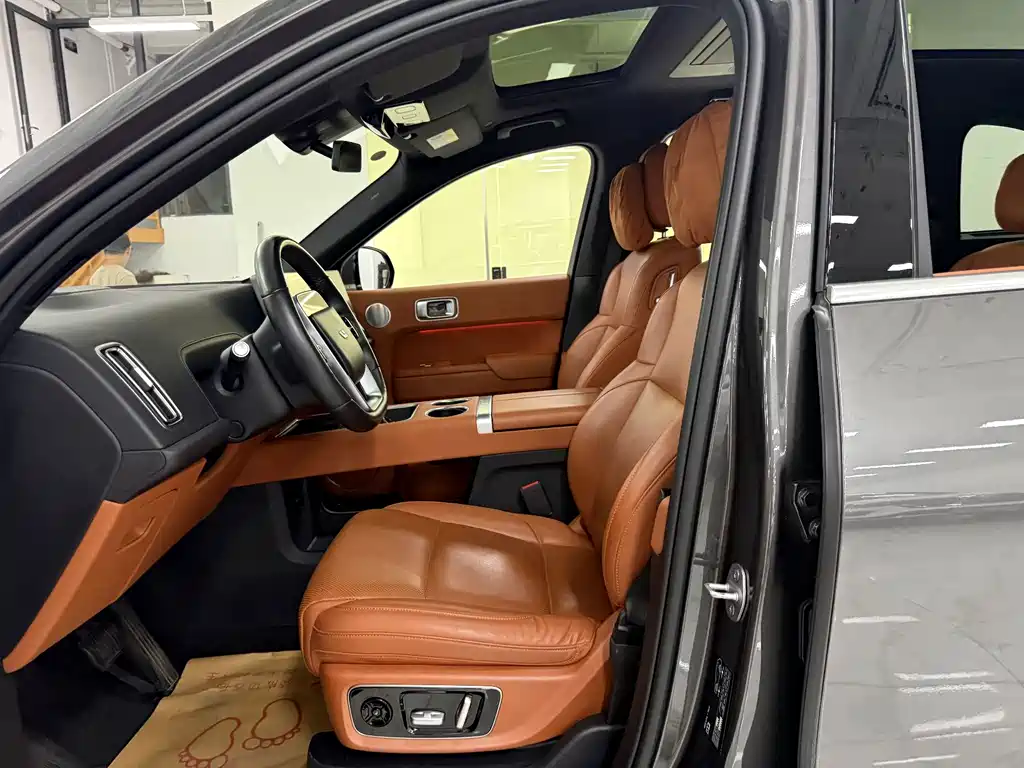 Li Auto Li L8 — миниатюра 11