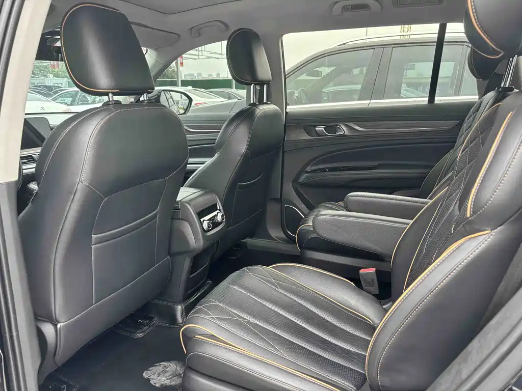 Ford Equator — миниатюра 7