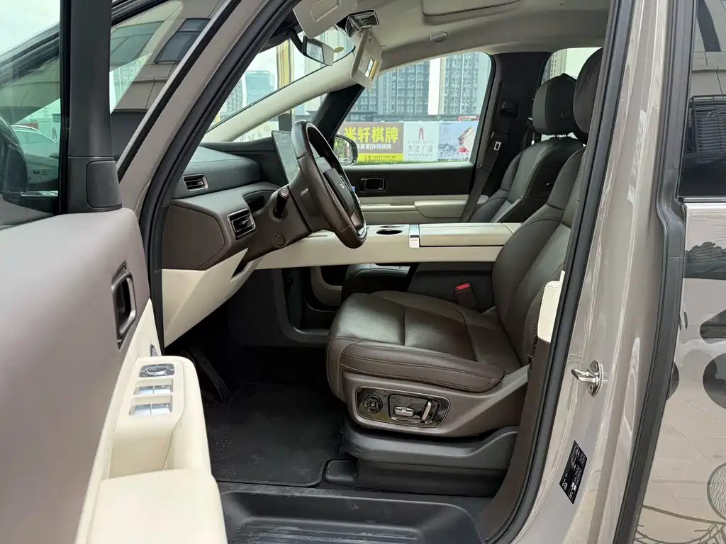 Li Auto Li MEGA — миниатюра 6