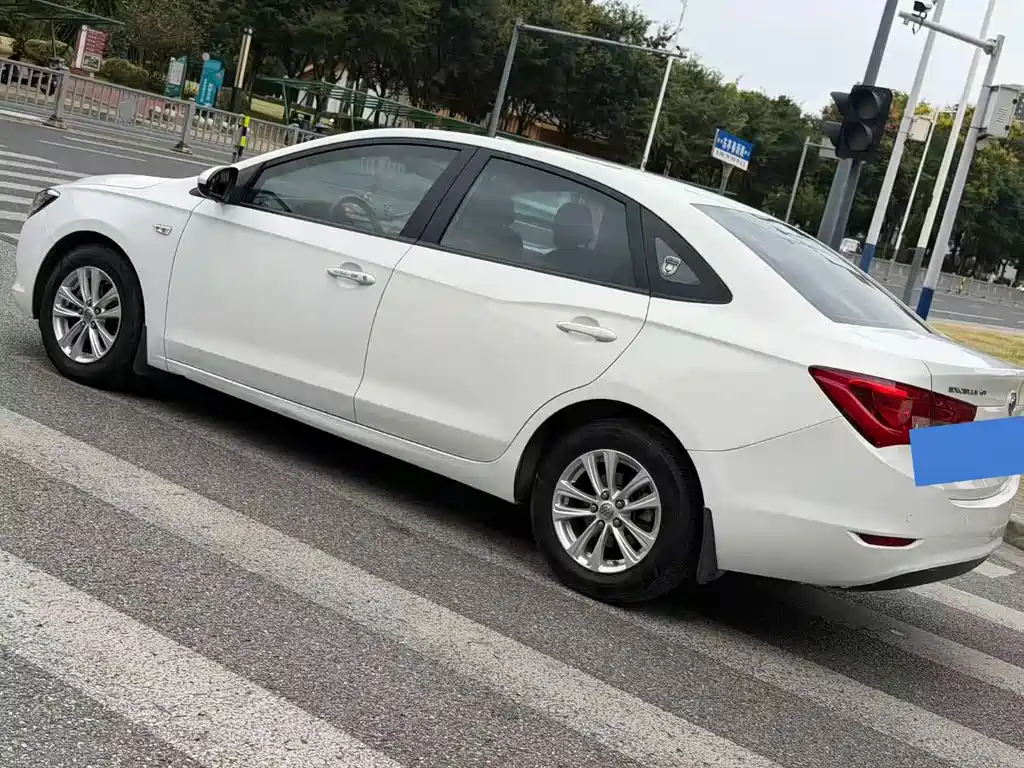 Buick Excelle — миниатюра 5