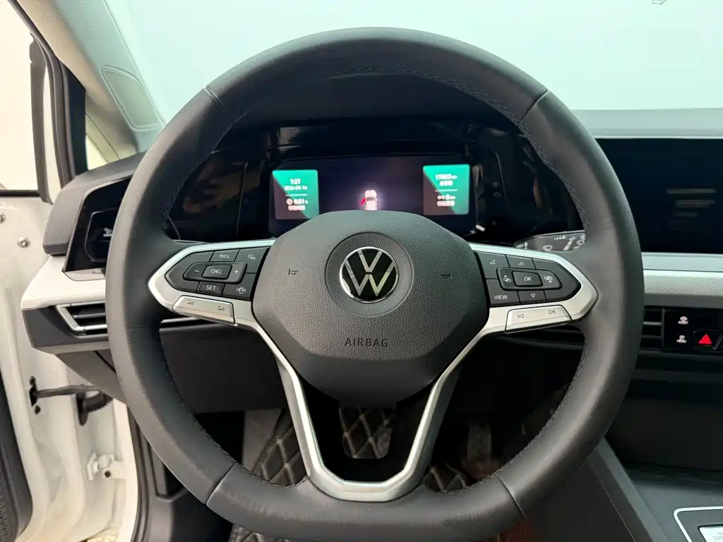 Volkswagen Golf — миниатюра 12