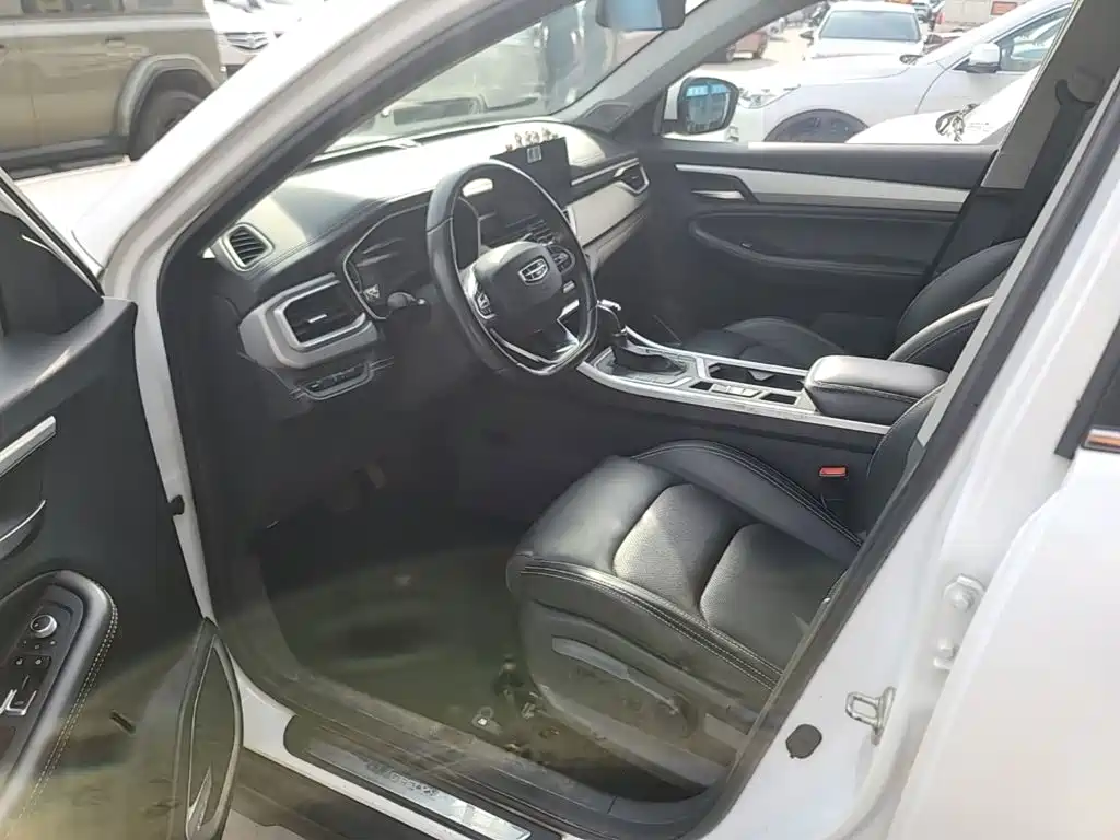 Geely Vision X6 — миниатюра 15