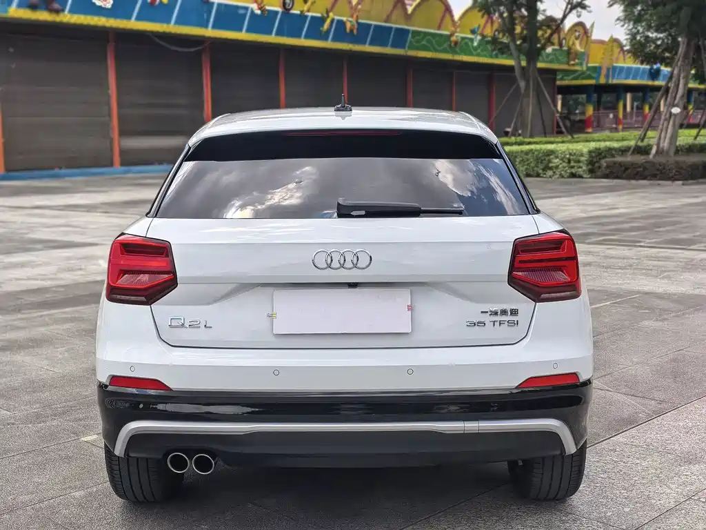 Audi Q2L — миниатюра 6
