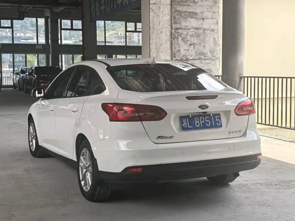 Ford Focus — миниатюра 9
