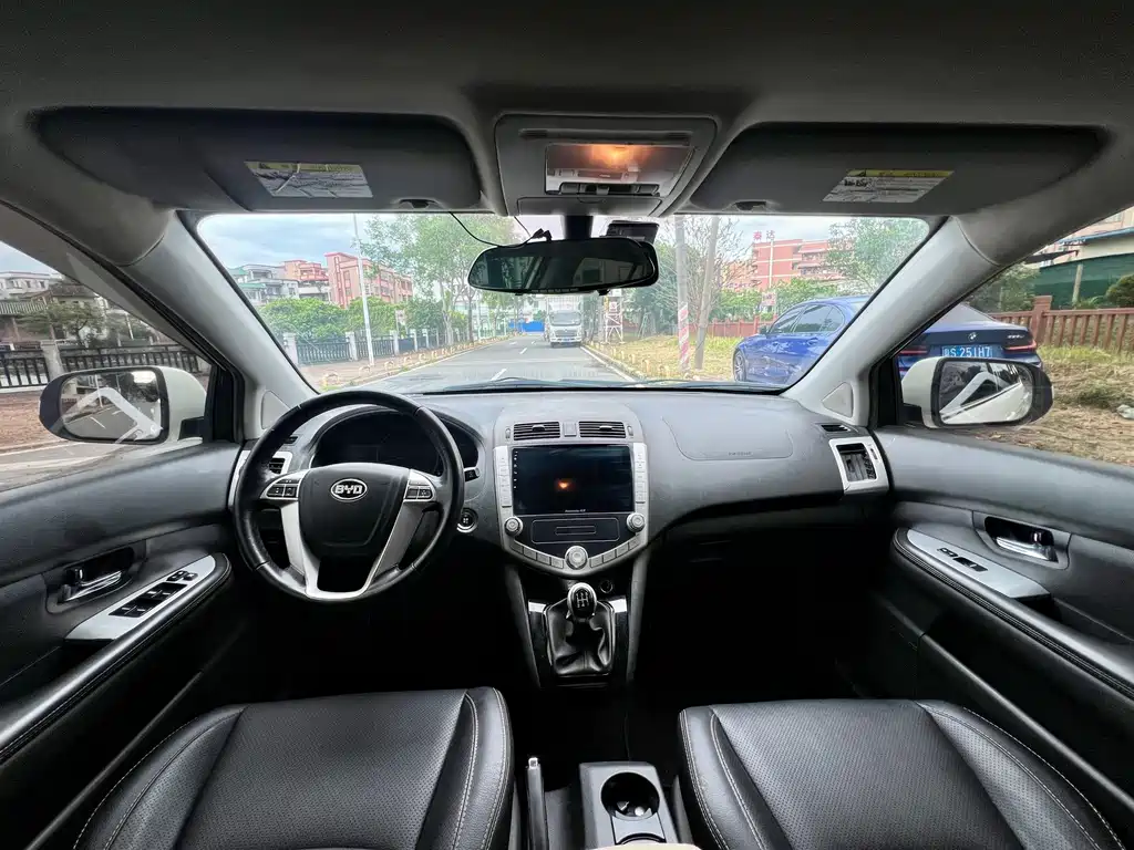 BYD S6 — миниатюра 5