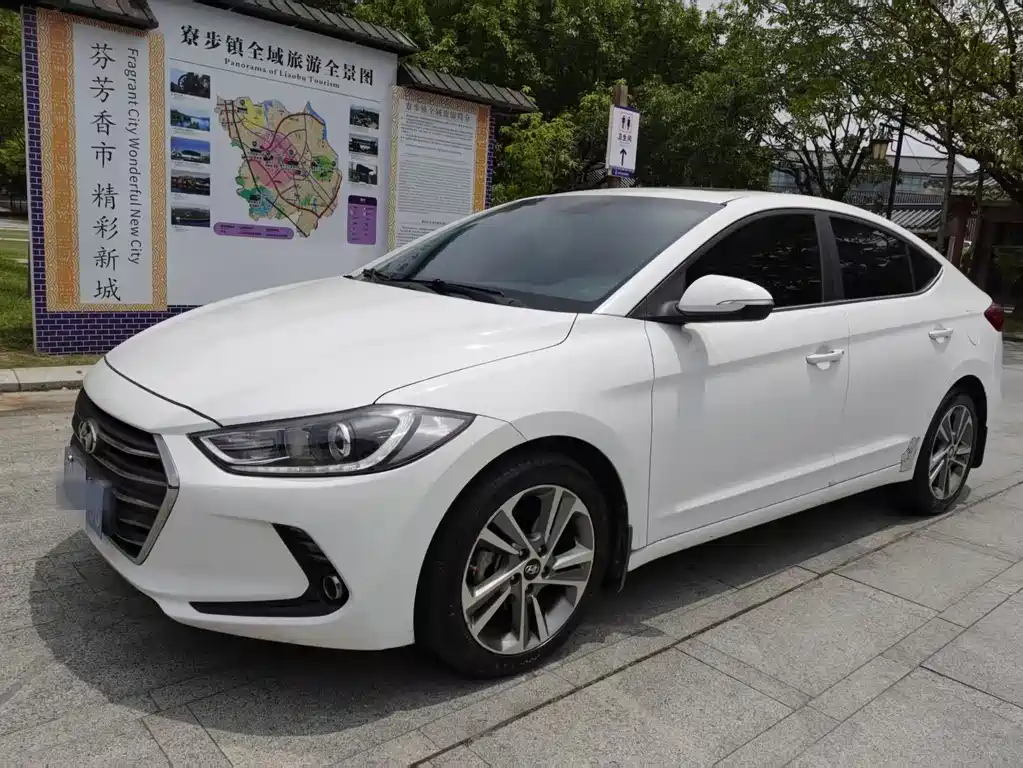 Hyundai Elantra 2017