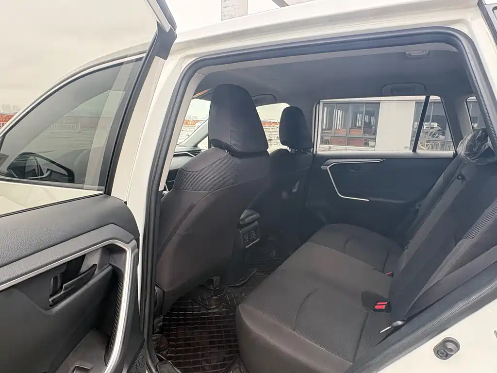 Toyota RAV4 2020 2.0L CVT