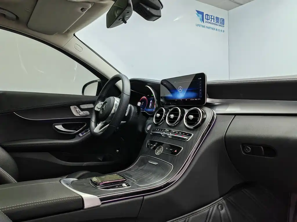Mercedes-Benz C-Class — миниатюра 15