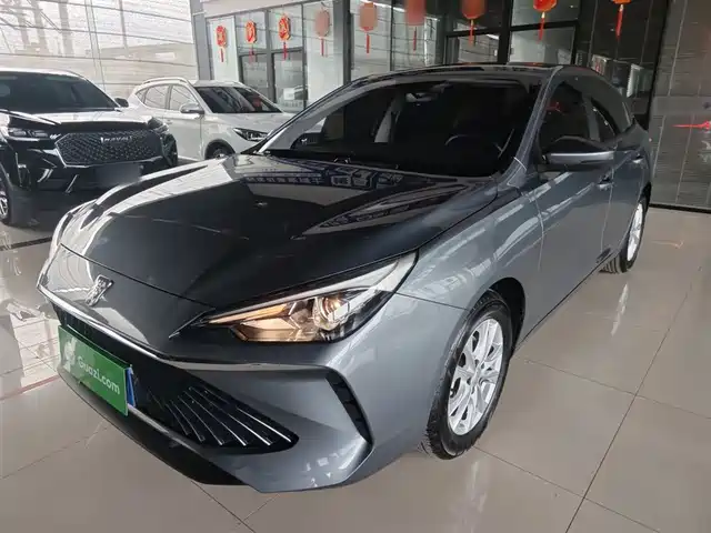 2025 Roewe i5
