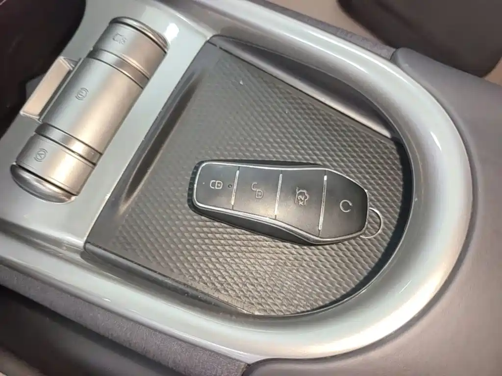 BYD Dolphin — миниатюра 9