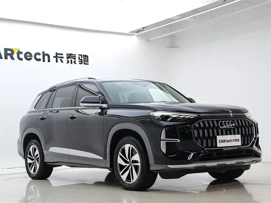 Audi Q6 2024 40 TFSI quattro 7 мест