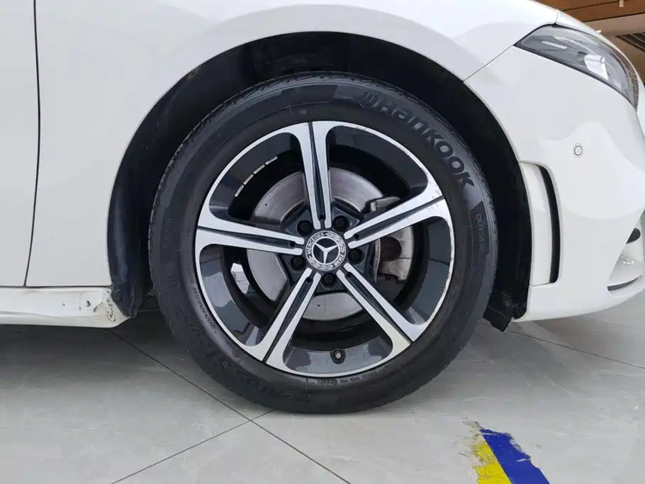 Mercedes-Benz A-Class — миниатюра 6