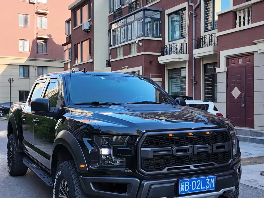 Ford F-150 Raptor — миниатюра 3