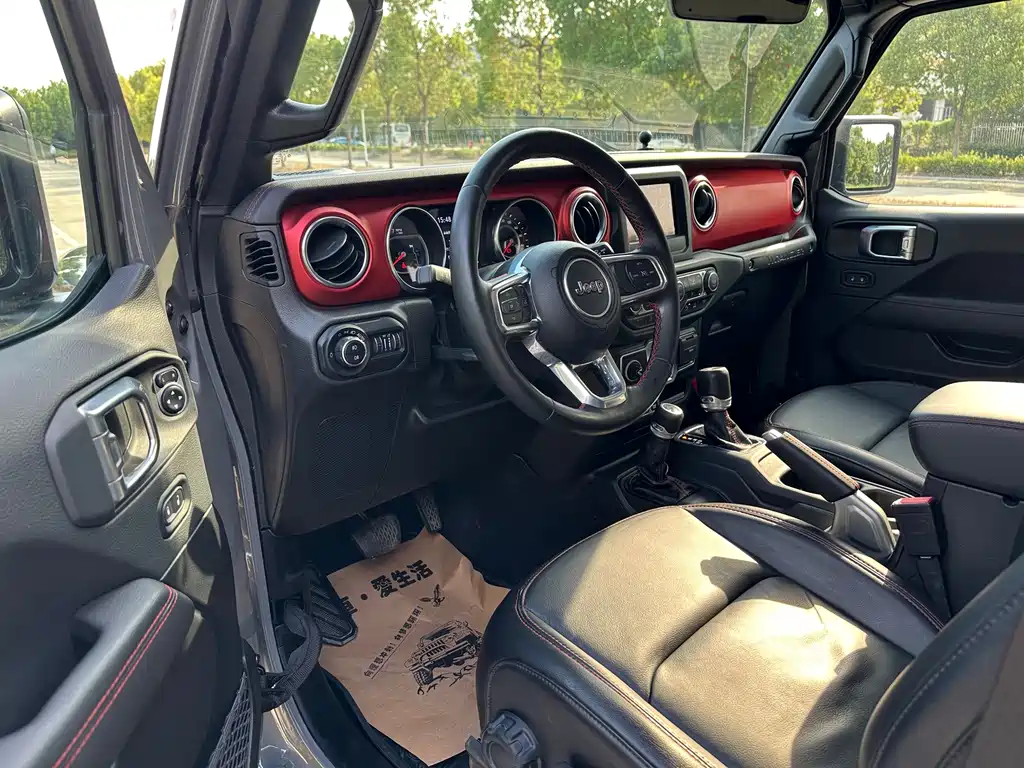 Jeep Wrangler — миниатюра 4