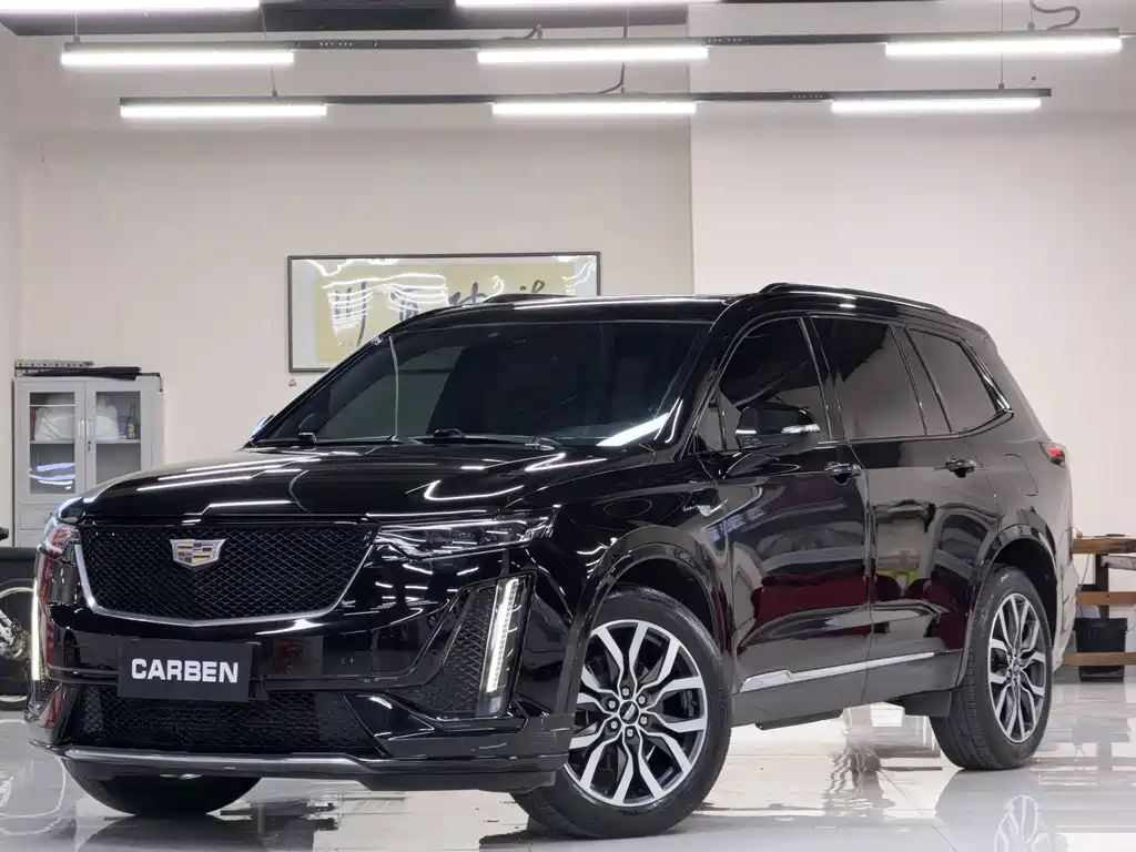 Cadillac XT6