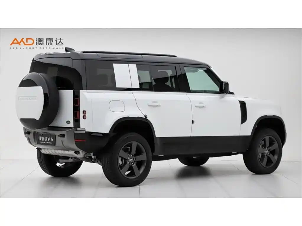 Land Rover Defender — миниатюра 3
