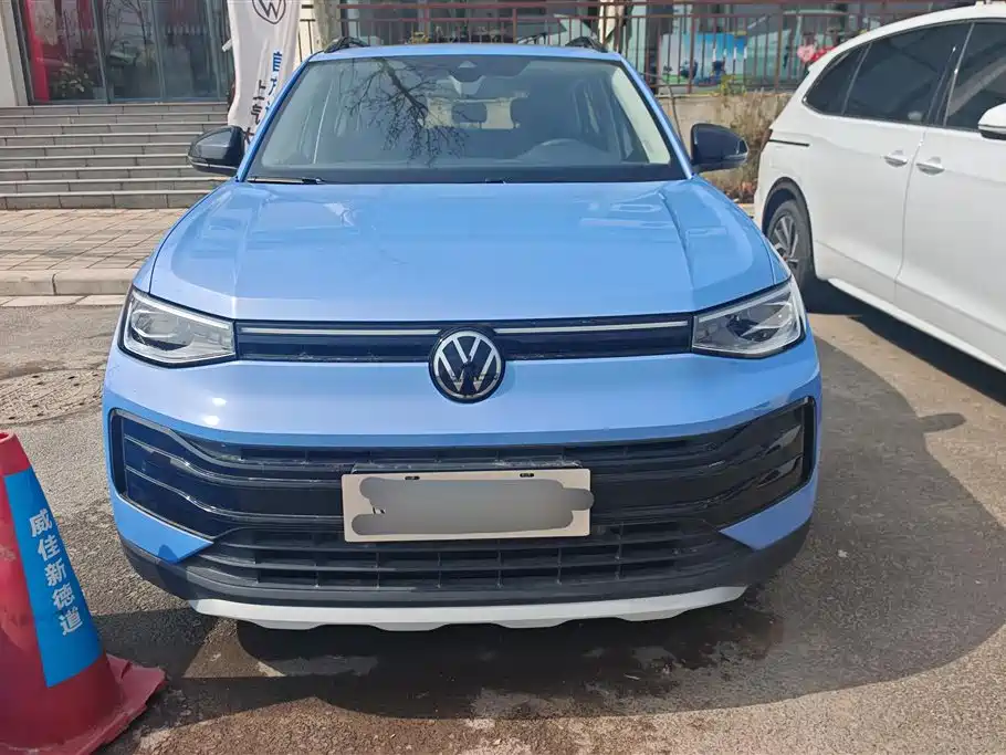 VOLKSWAGEN TUYUE