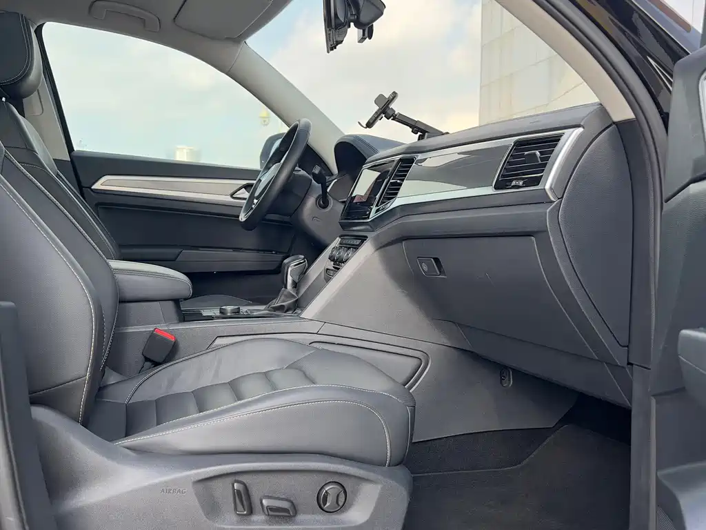Volkswagen Teramont — миниатюра 20