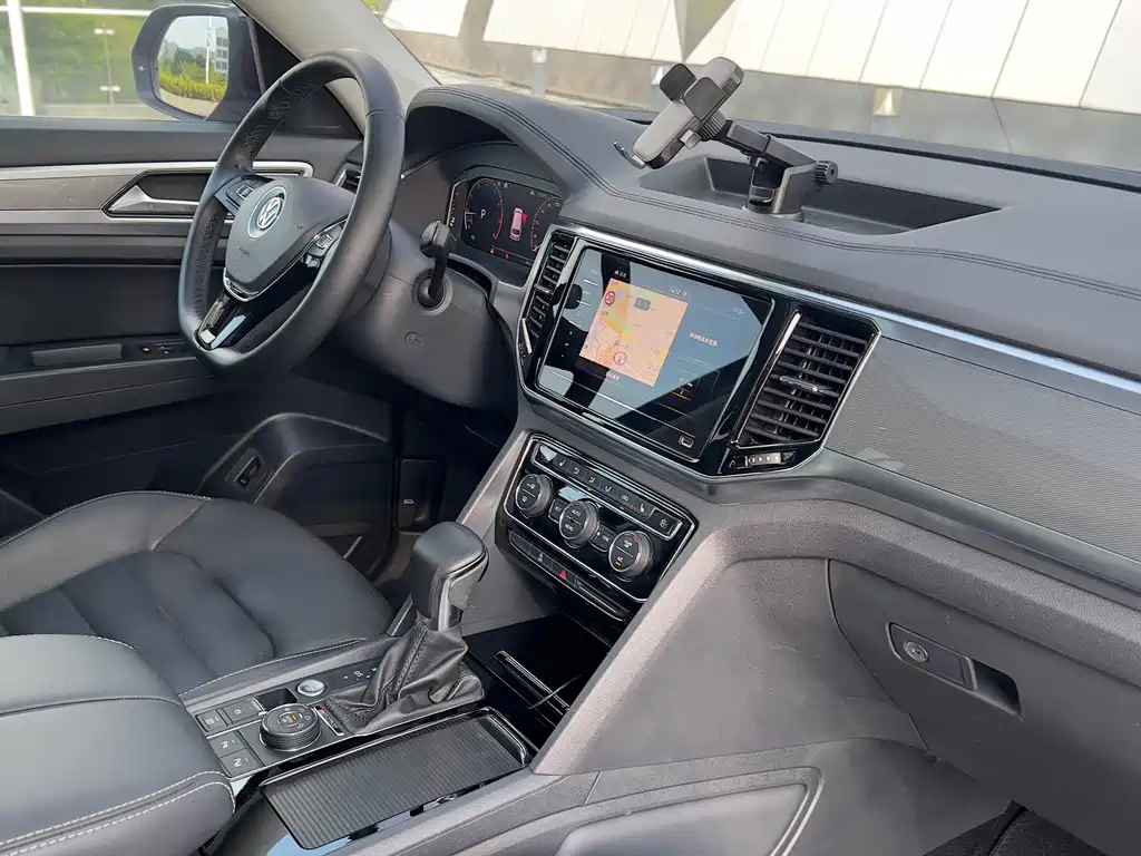 Volkswagen Teramont — миниатюра 22