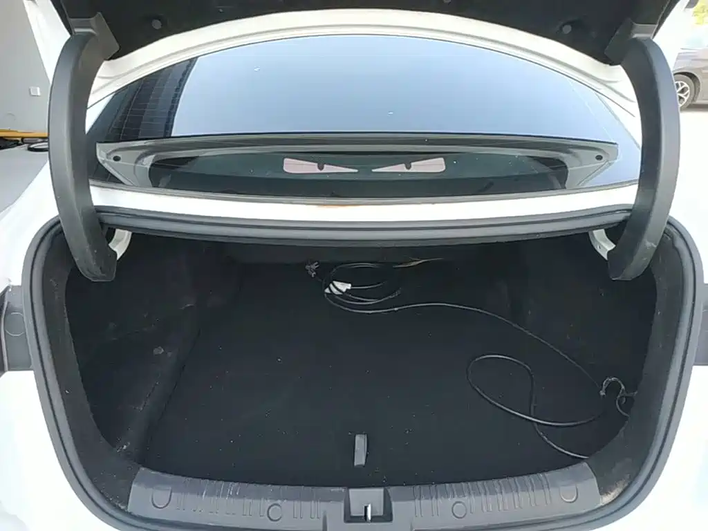 BYD Qin L — миниатюра 19
