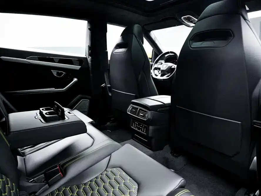 Lamborghini Urus — миниатюра 27