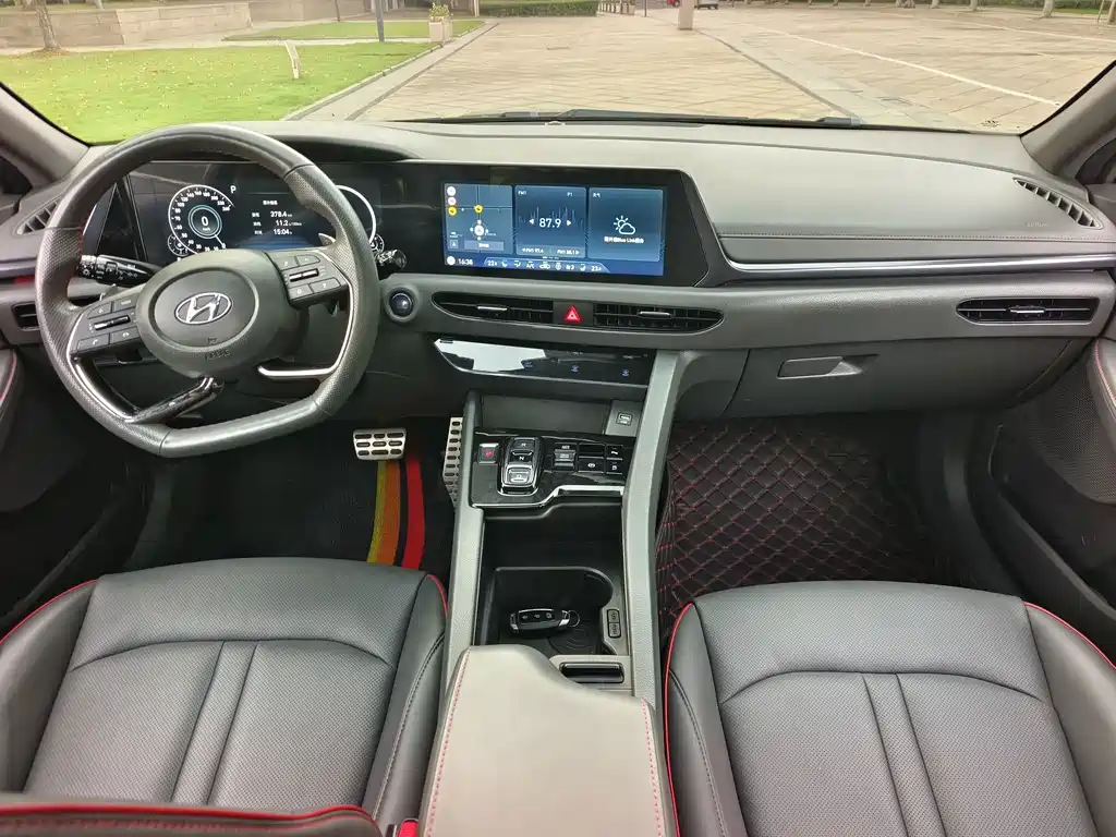 Hyundai Sonata — миниатюра 9