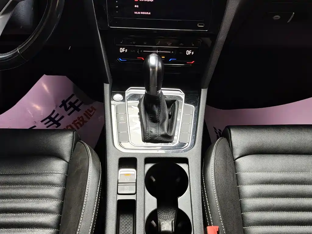 Volkswagen Magotan — миниатюра 12