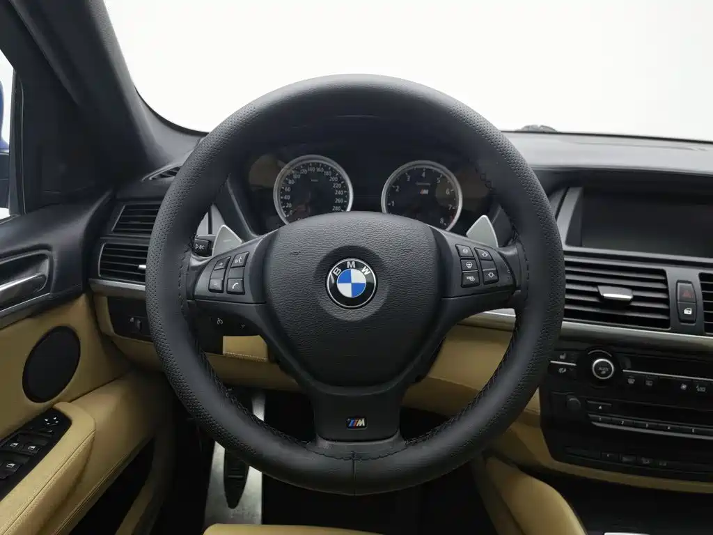 BMW X6 M — миниатюра 11