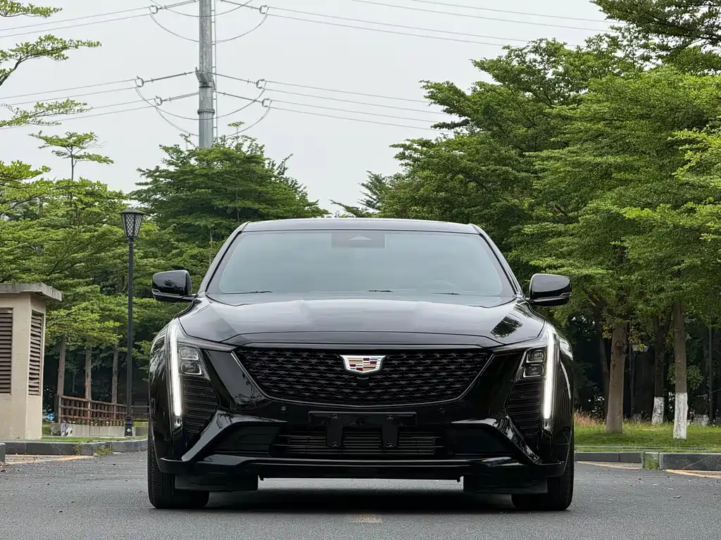 Cadillac CT5 — миниатюра 5