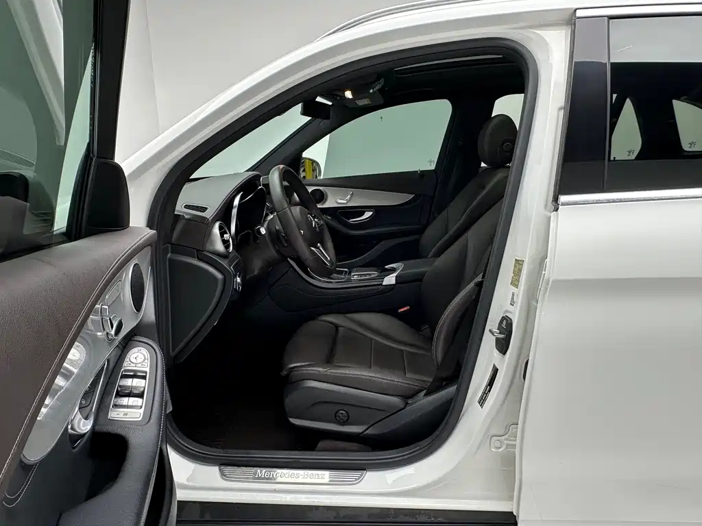 Mercedes-Benz GLC — миниатюра 7