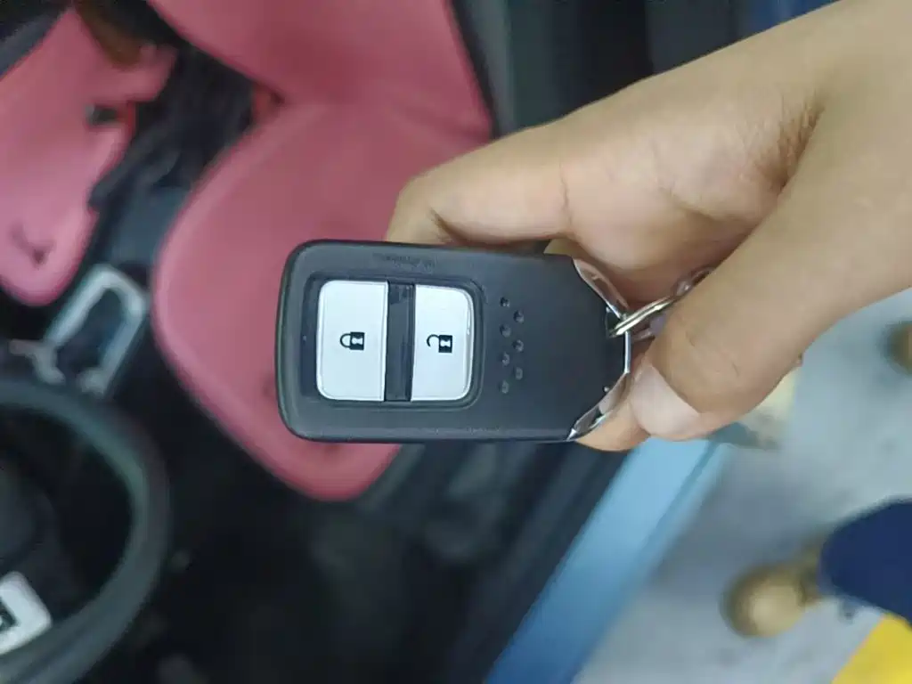 Honda Fit — миниатюра 9