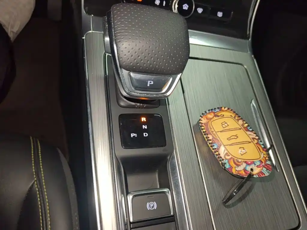 Roewe RX5 eMAX — миниатюра 14