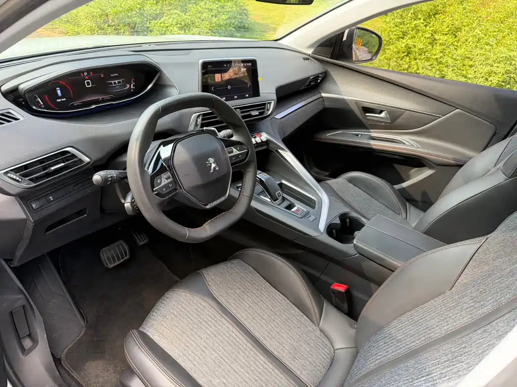 Peugeot 5008 — миниатюра 8